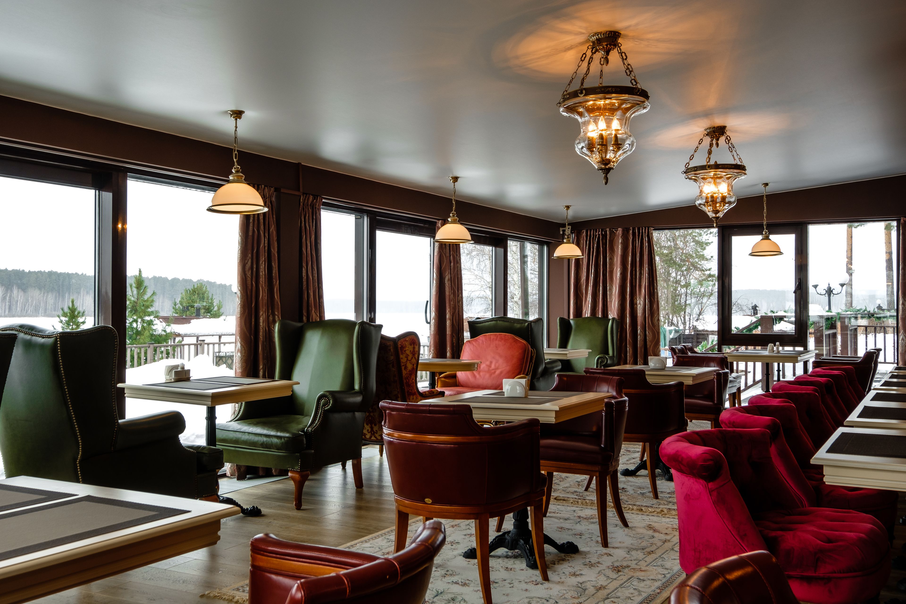 Pariskuntien ruokailu