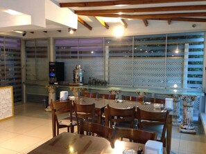 Dagelijks ontbijtbuffet inbegrepen