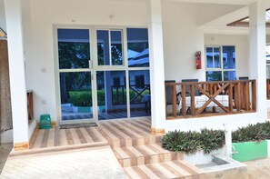 Habitación doble | 2 dormitorios, escritorio, wifi gratis y ropa de cama