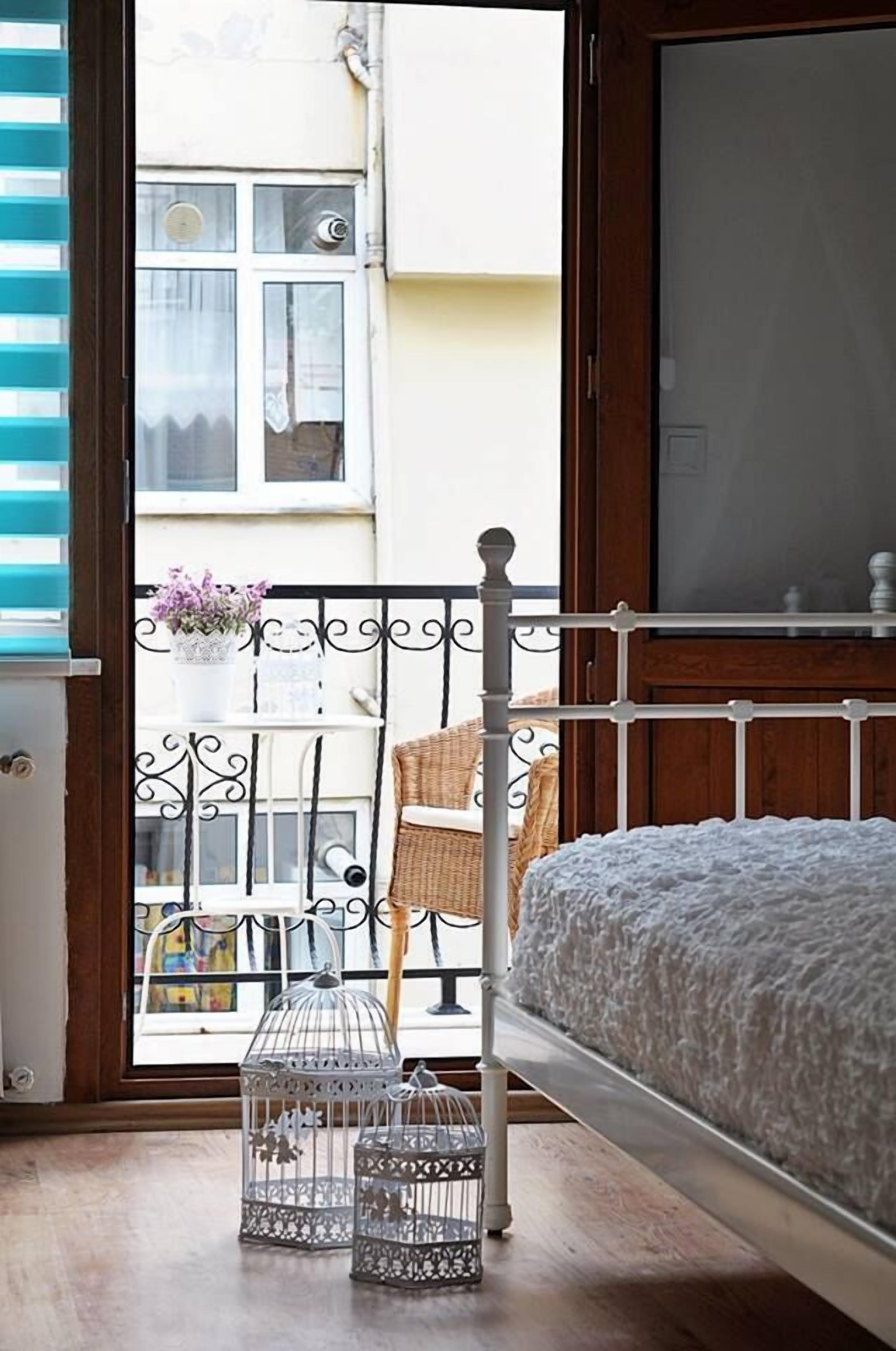 deluxe room, terrace | egyptian cotton sheets, premium bedding, in-room safe