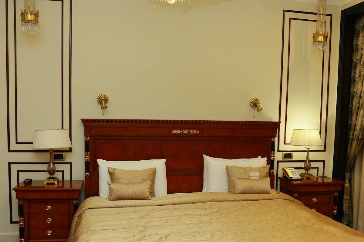 Presidentiële suite | 1 slaapkamer, hypoallergeen beddengoed, een minibar