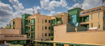Highlands Suites Hotel
