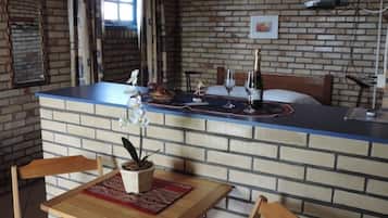 Double Room | Living area | TV