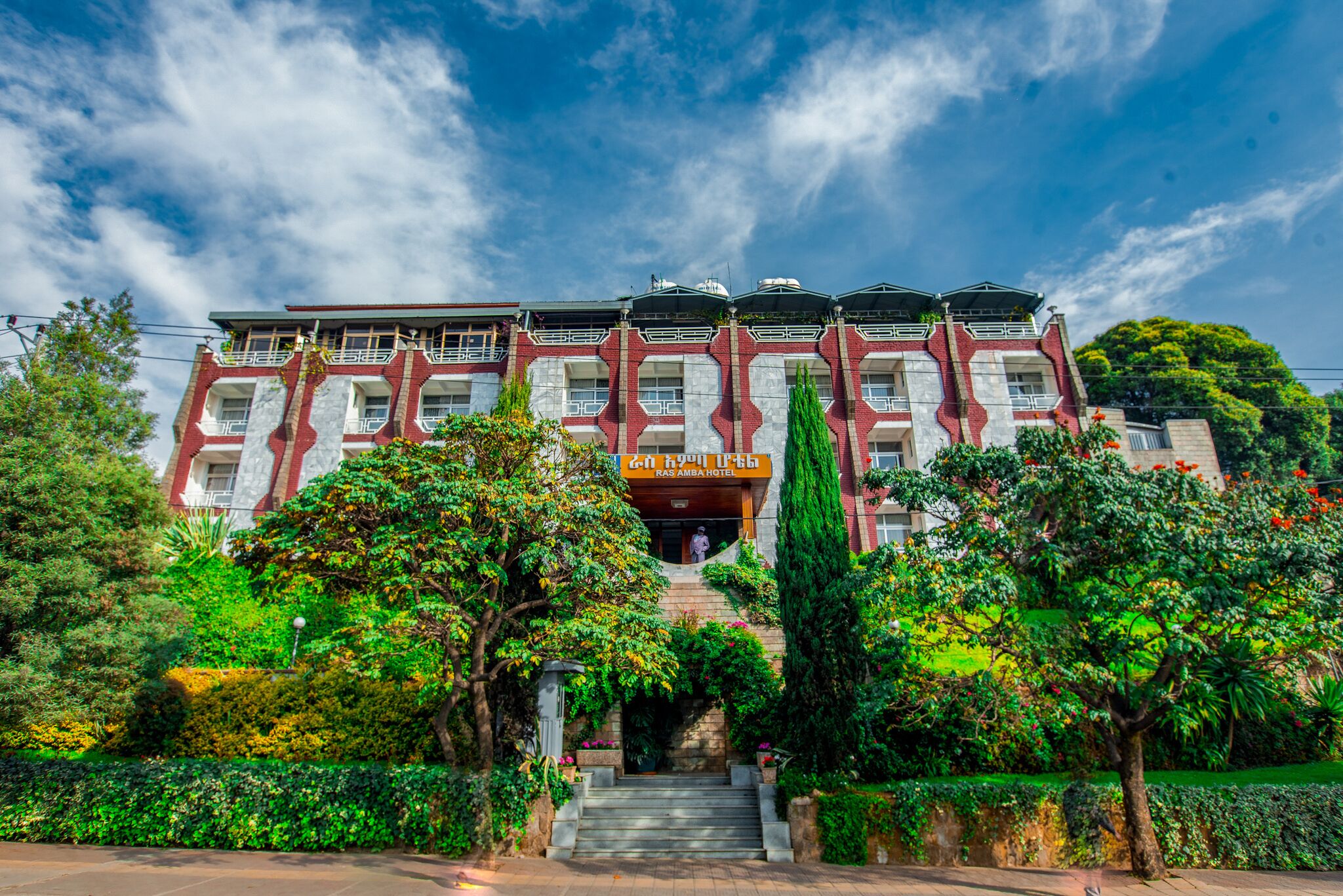 Facciata della struttura