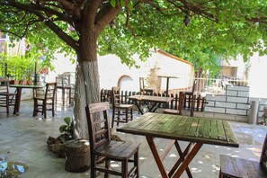 Breakfast, lunch, dinner served; Turkish cuisine  - White City Pension (Antalya)