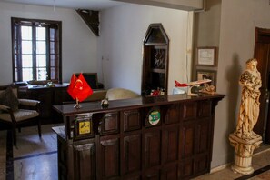 Reception - White City Pension (Antalya)