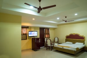 Suite AC | Free WiFi, bed sheets, wheelchair access