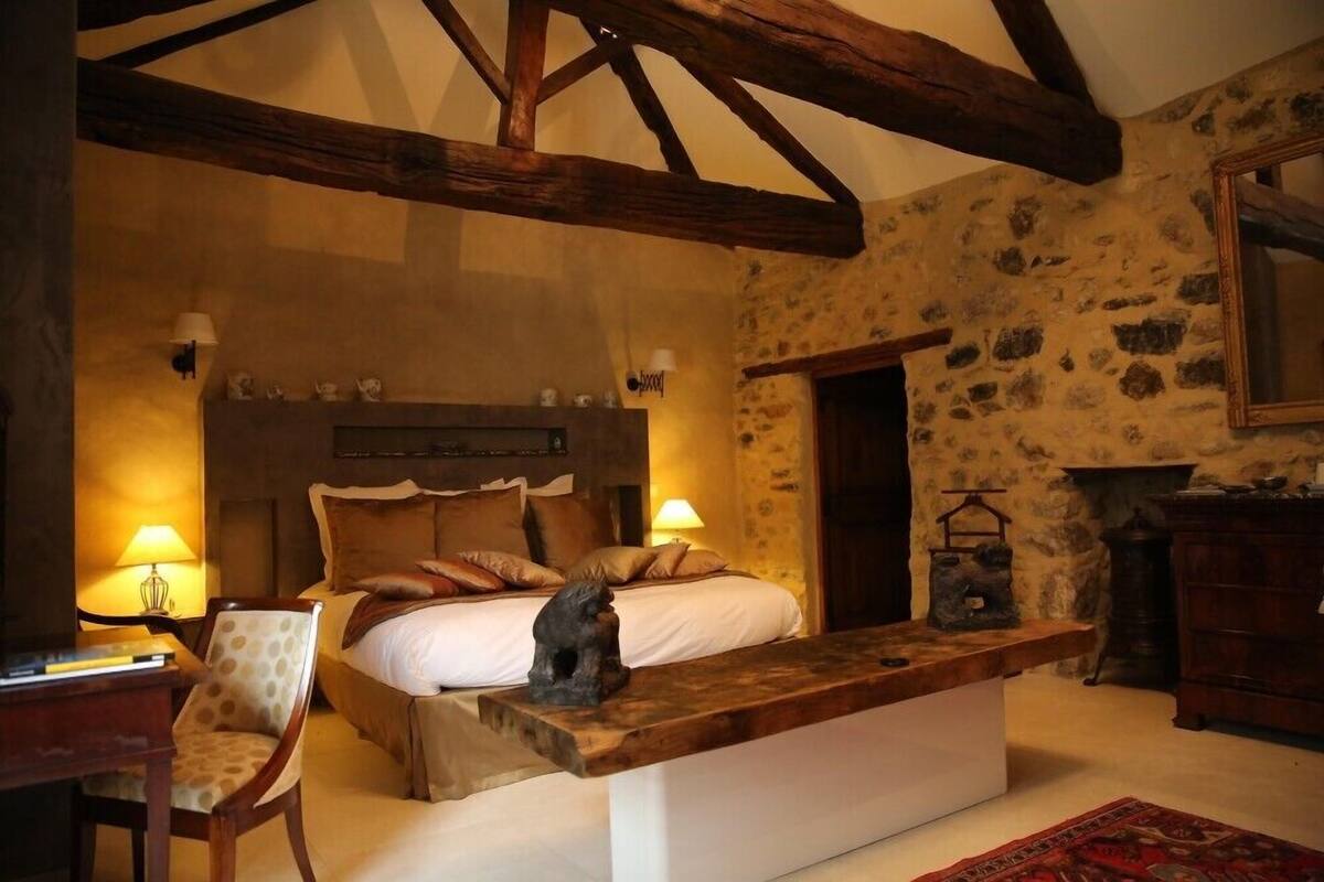 Deluxe Suite (Doree)