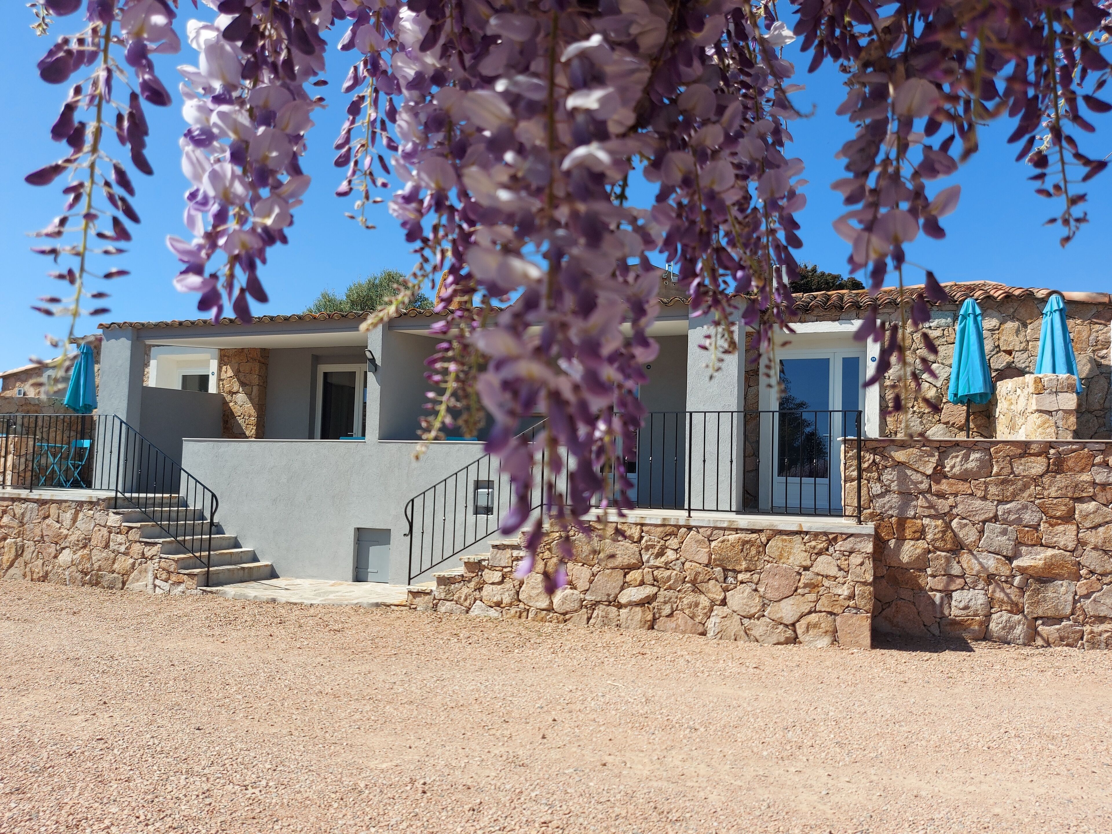 Phòng đôi phong cách cổ điển | Hiên