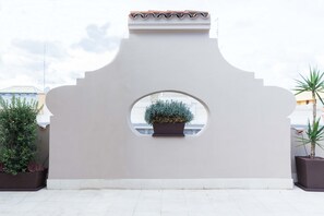 Exterior - 200 Rooms & Terrace (Bari)