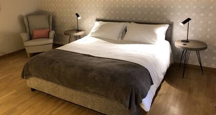 200 Rooms & Terrace