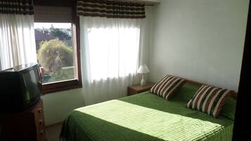 Apartemen, 3 kamar tidur | 1 kamar tidur, setrika/meja setrika, dan Wi-Fi gratis