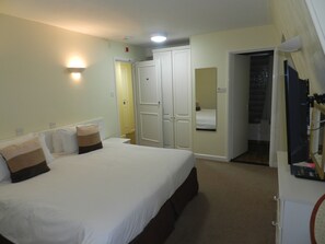 Basic Apartment, Sea View | 1 bedroom, iron/ironing board, free WiFi