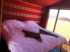 Bed sheets - Khaled Awwad Camp (Wadi Rum)
