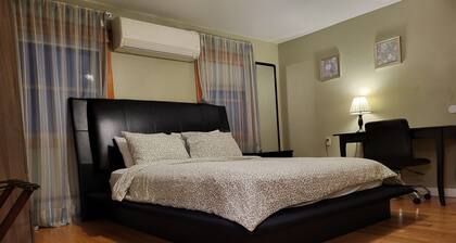 Tranquil House in Cambridge