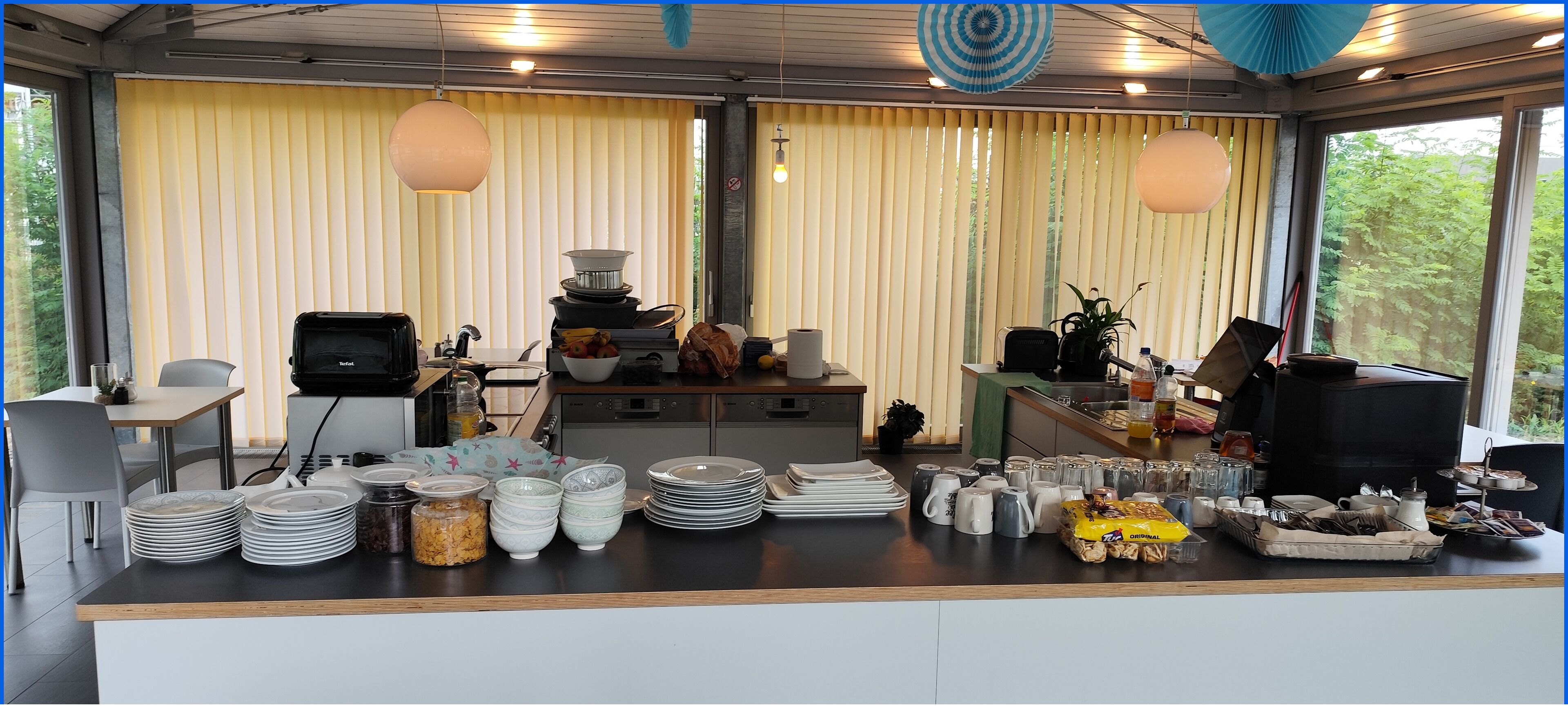 Morgenmadsbuffet hver dag (15 EUR pr. person)