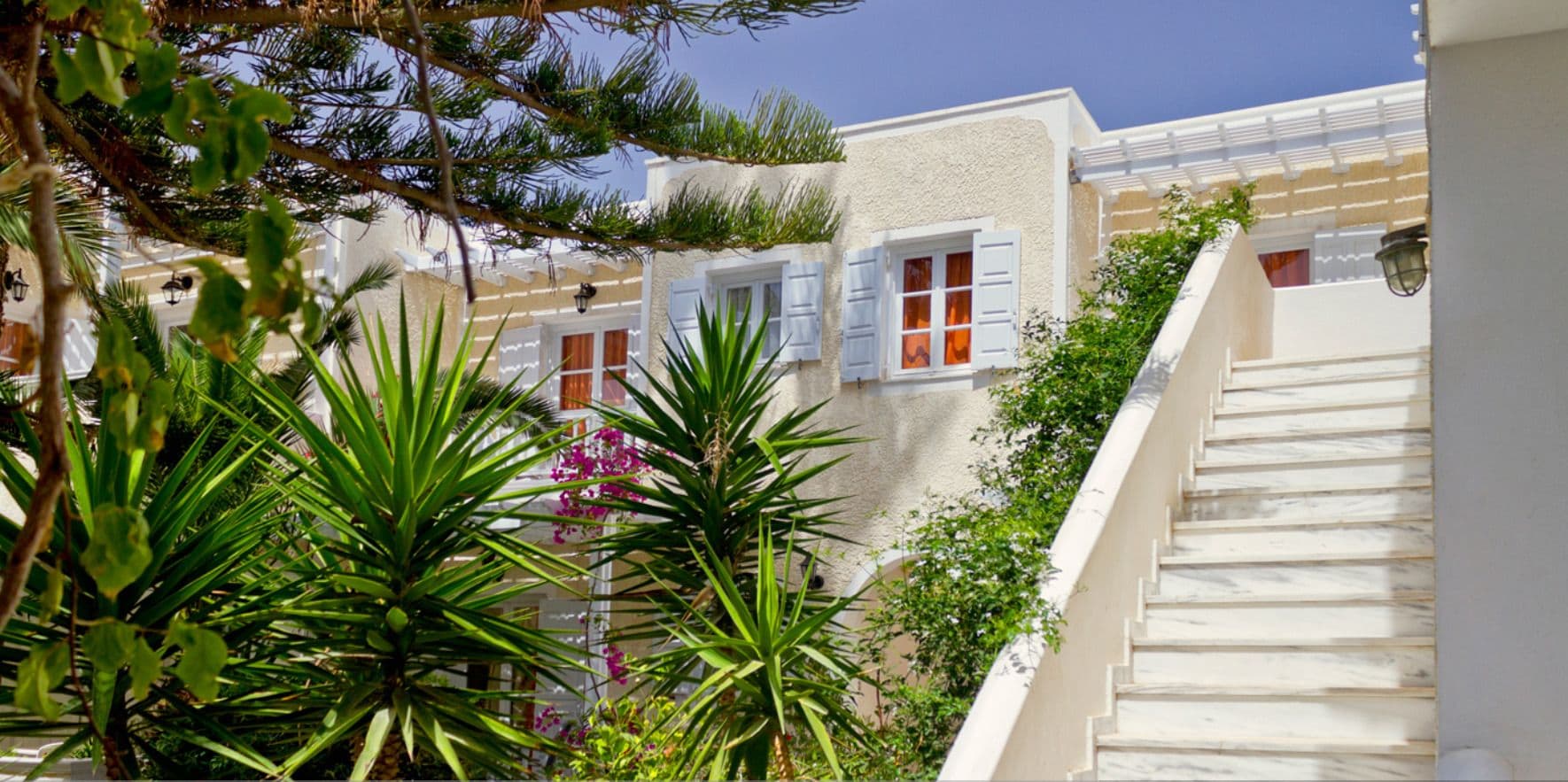 Photo - Dolphins Apartments