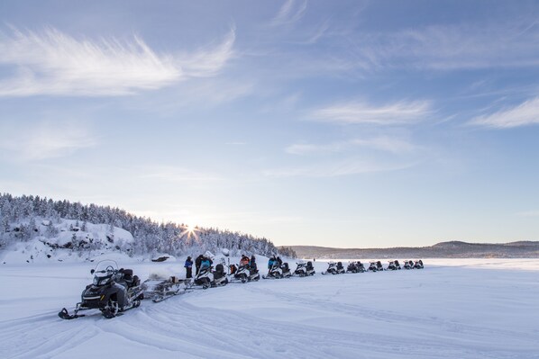 Snow and ski sports