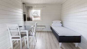 Standard Cabin | Desk, cribs/infant beds, rollaway beds, free WiFi