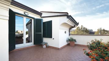 Kamar Double | Teras/patio