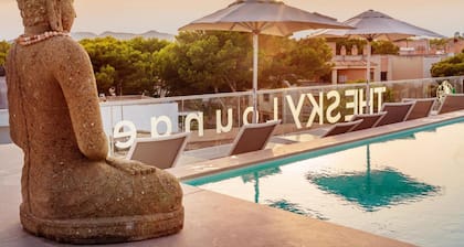 Hotel The Sky – Adults Only