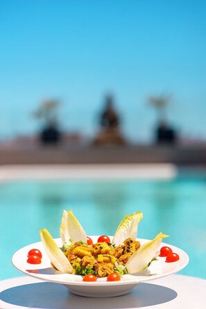 Outdoor dining - Hotel The Sky – Adults Only (Capdepera)
