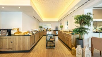 Free buffet breakfast