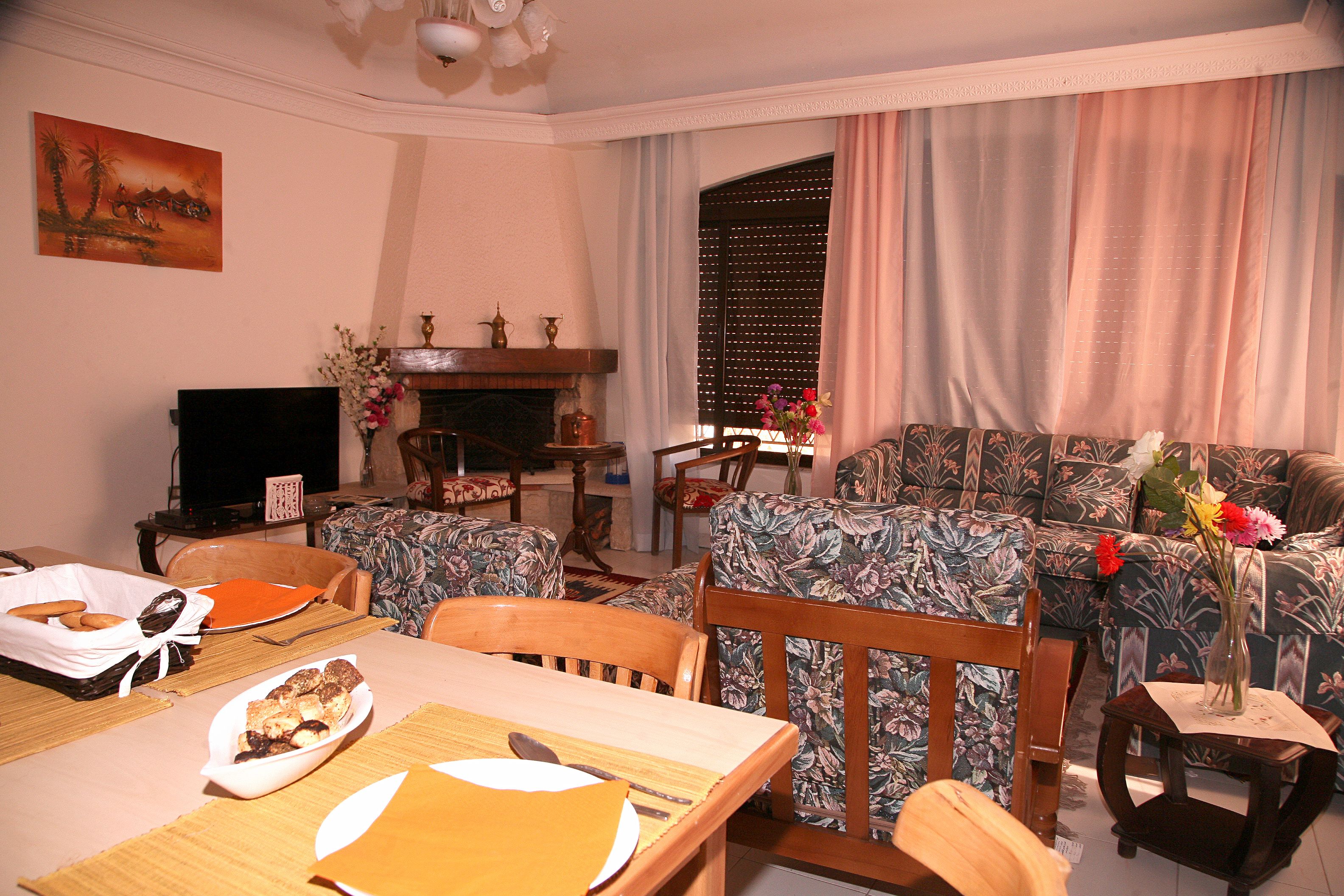 Photo - ROYAL Real ESTATE