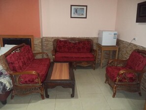 Una televisión de pantalla plana