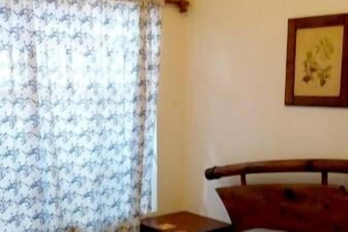 Chambre Double, 1 grand lit 1 place | Bureau, Wi-Fi gratuit