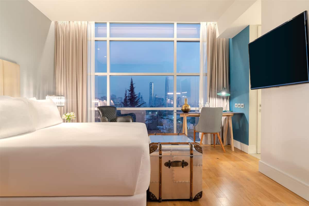 Superior Room, City View | In-room safe, desk, blackout drapes, soundproofing