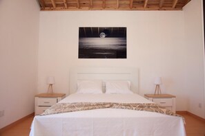 Double Room, Sea View | Premium bedding, blackout drapes, soundproofing, iron/ironing board - Sara Village (Sao Roque do Pico)