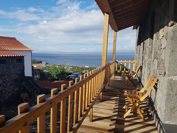 Beach/ocean view - Sara Village (Sao Roque do Pico)