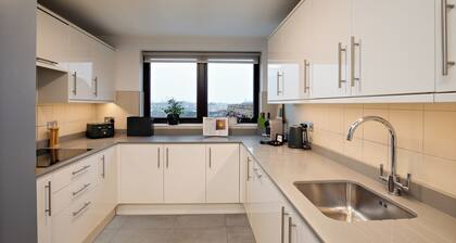 Monarch House Serviced Apartments