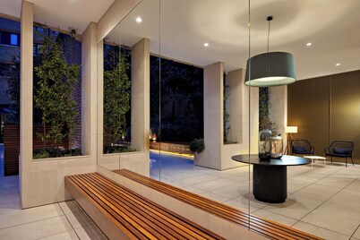 Monarch House Serviced Apartments