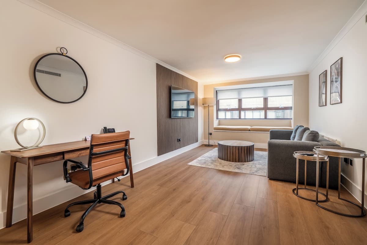 Premium Apartment | Living area | 65-inch flat-screen TV with digital channels, TV, Netflix