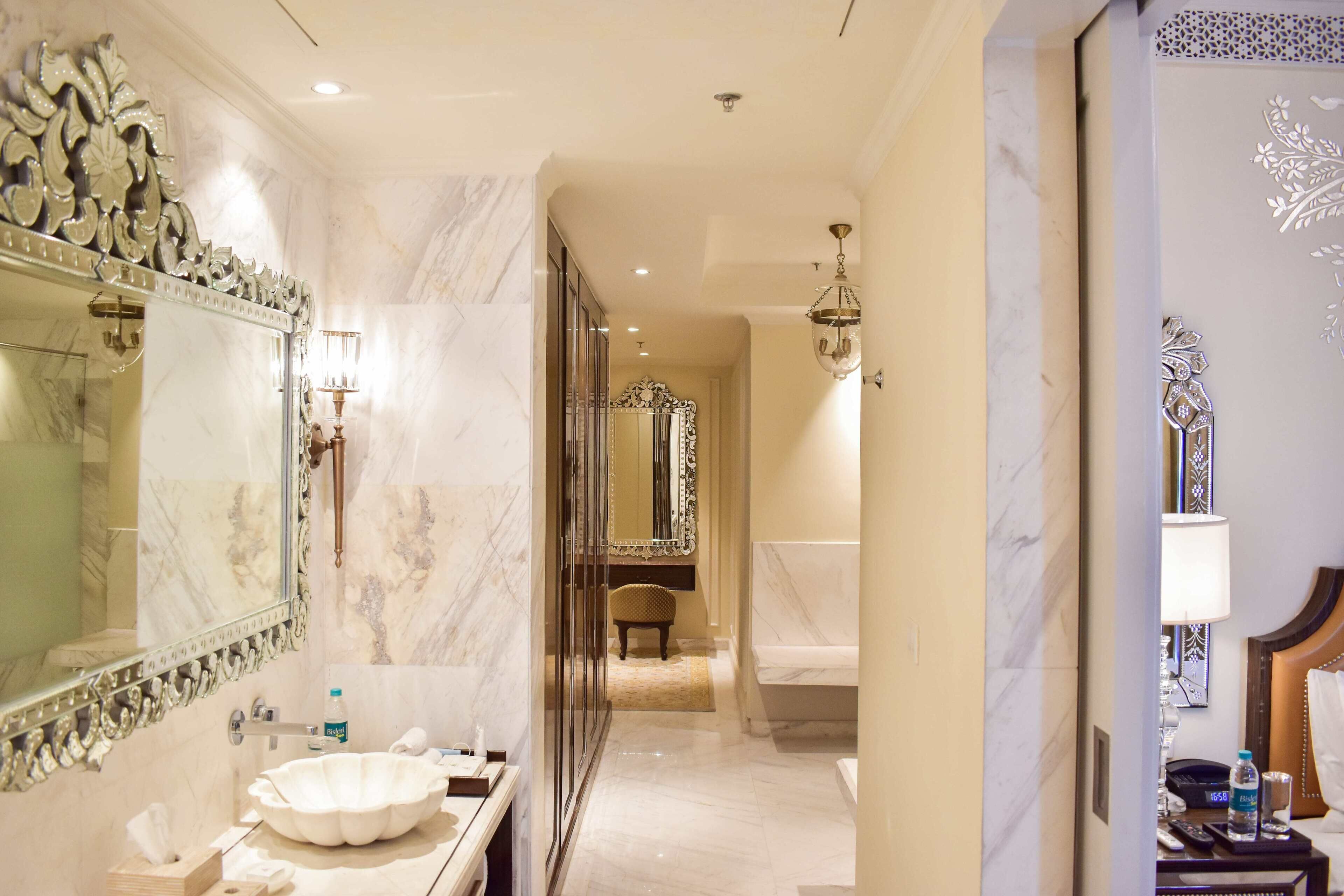 suite (maharaja) | bathroom | separate bathtub and shower, deep-soaking bathtub, designer toiletries
