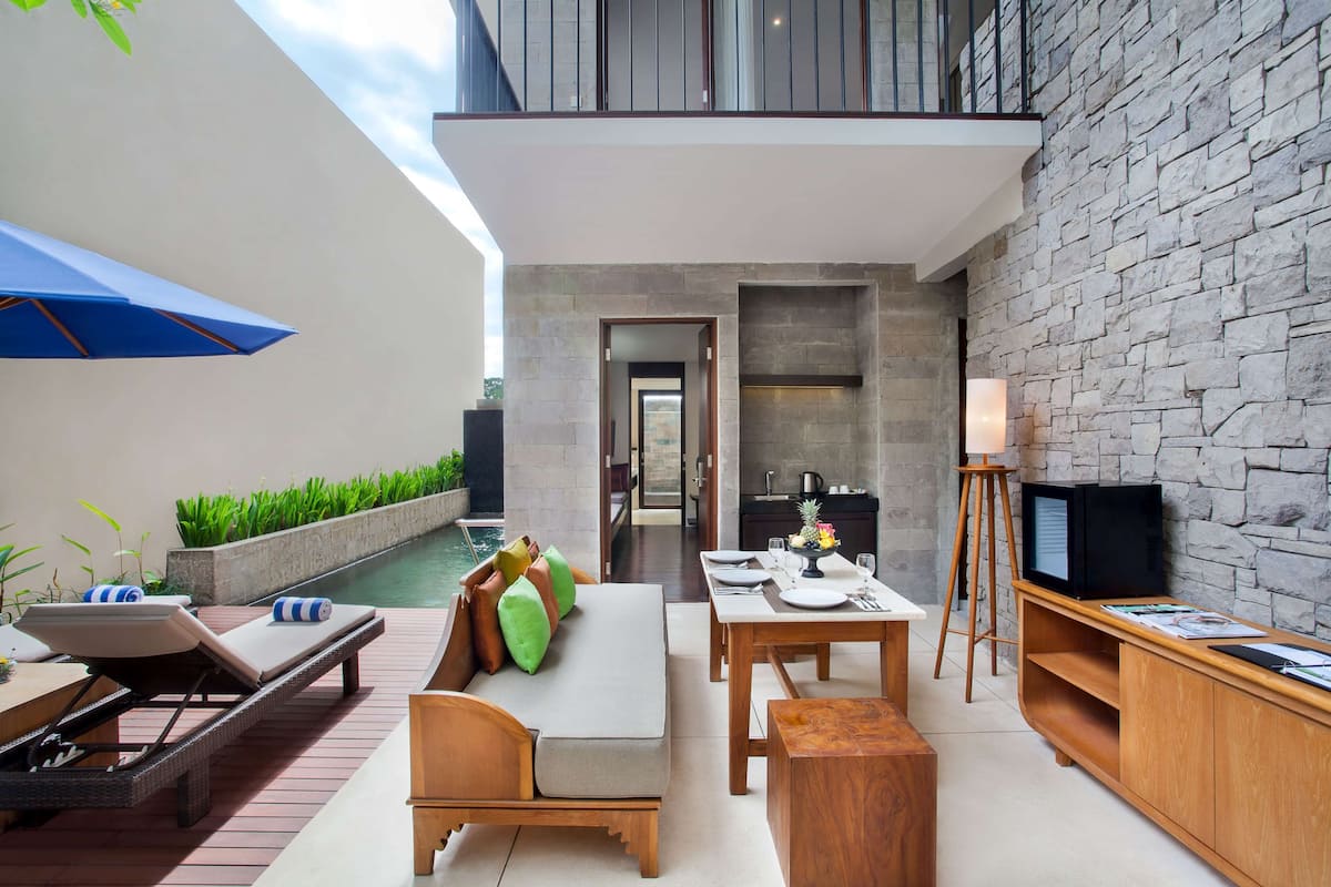 Villa, 2 slaapkamers, privézwembad | Een kluis op de kamer, individueel gedecoreerd, individueel gemeubileerd