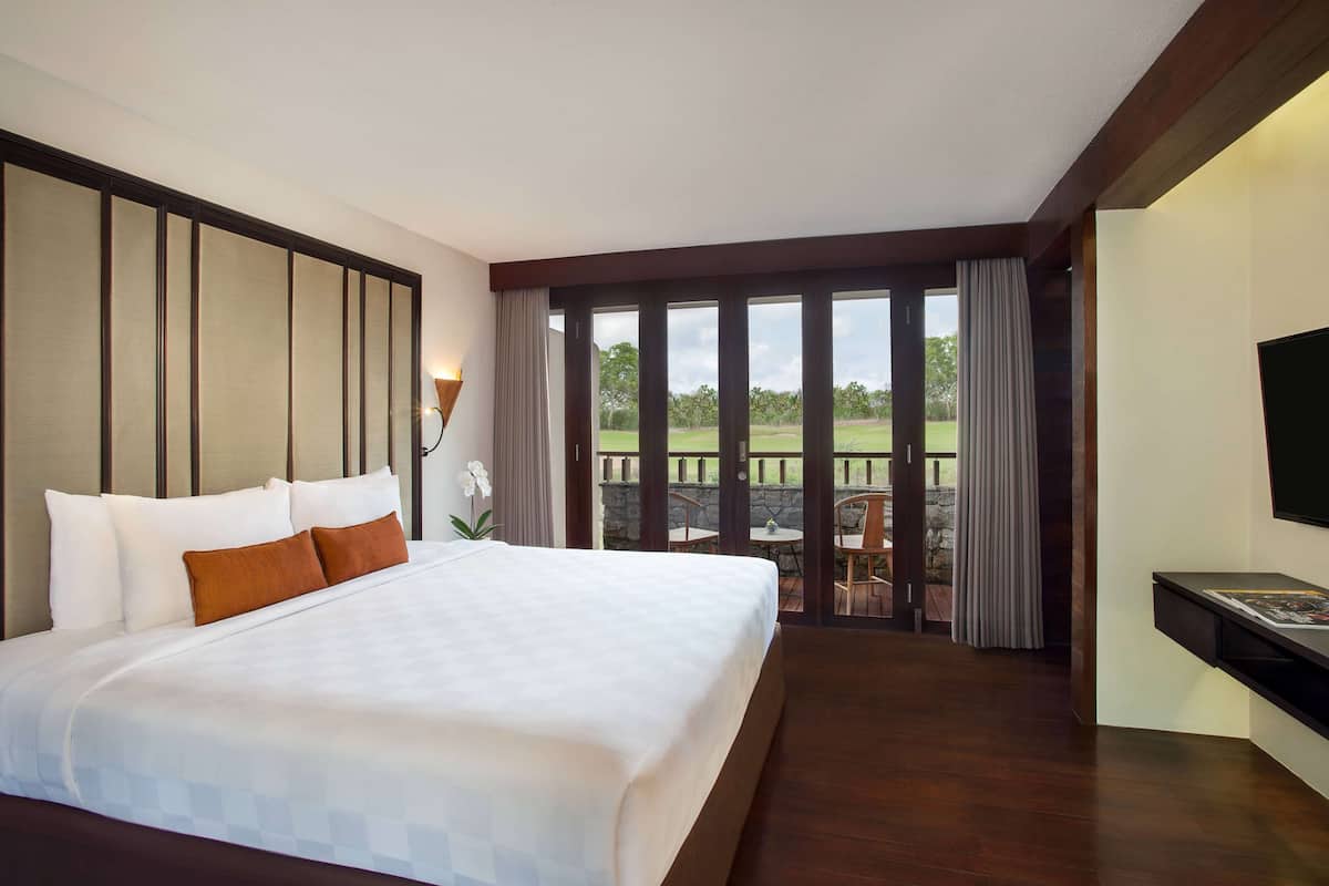Villa, 1 slaapkamer (Pool Villa) | Een kluis op de kamer, individueel gedecoreerd, individueel gemeubileerd