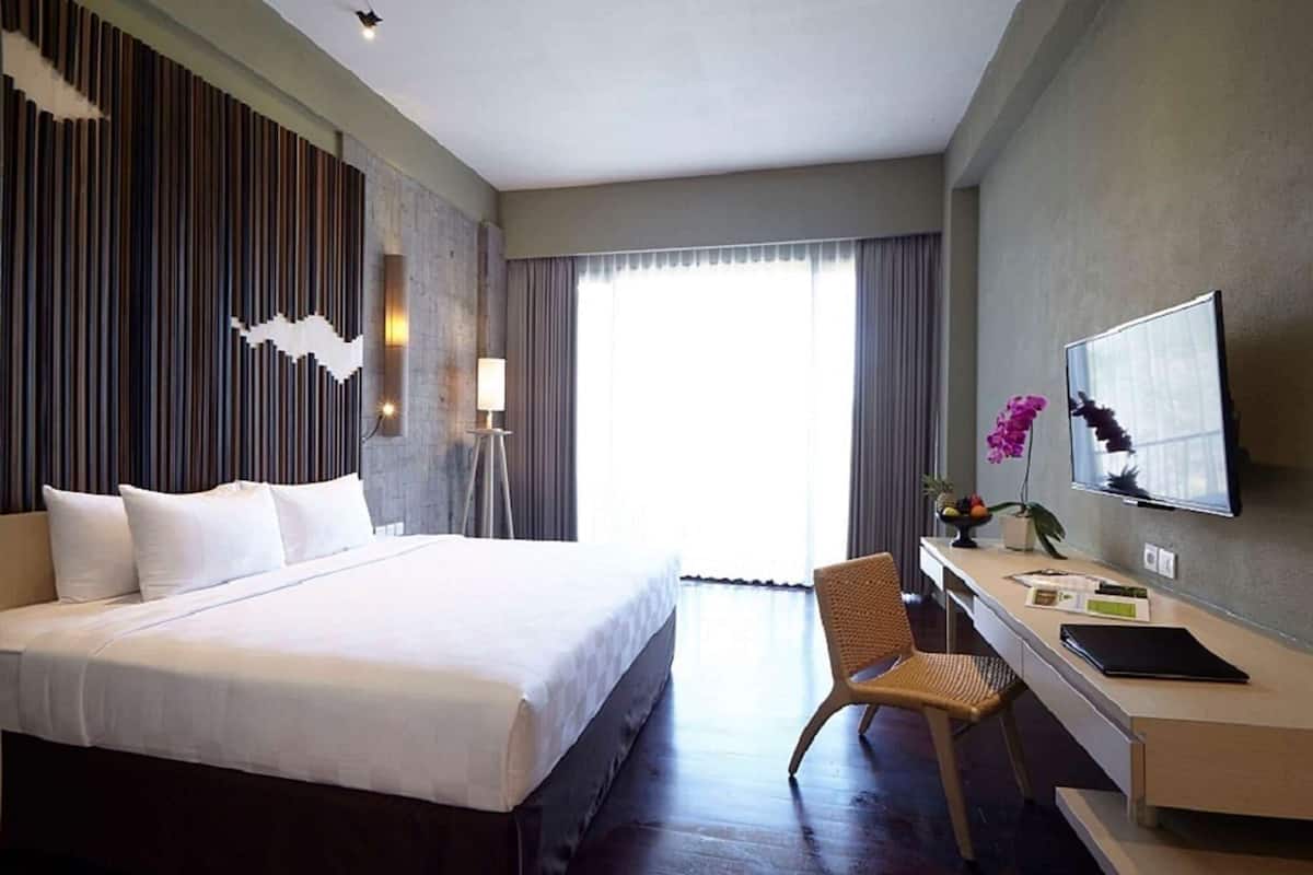 Superior kamer, 1 kingsize bed | Een kluis op de kamer, individueel gedecoreerd, individueel gemeubileerd