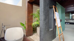 Unclassified image, 4 of 75, button - Wyndham Dreamland Resort Bali (Pecatu)