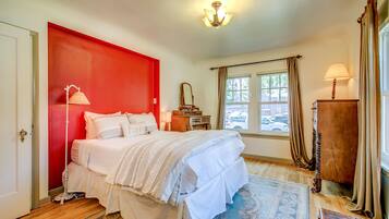 經典獨棟房屋, 4 間臥室 | 4 間臥室、書桌、熨斗/熨衣板、免費無線上網