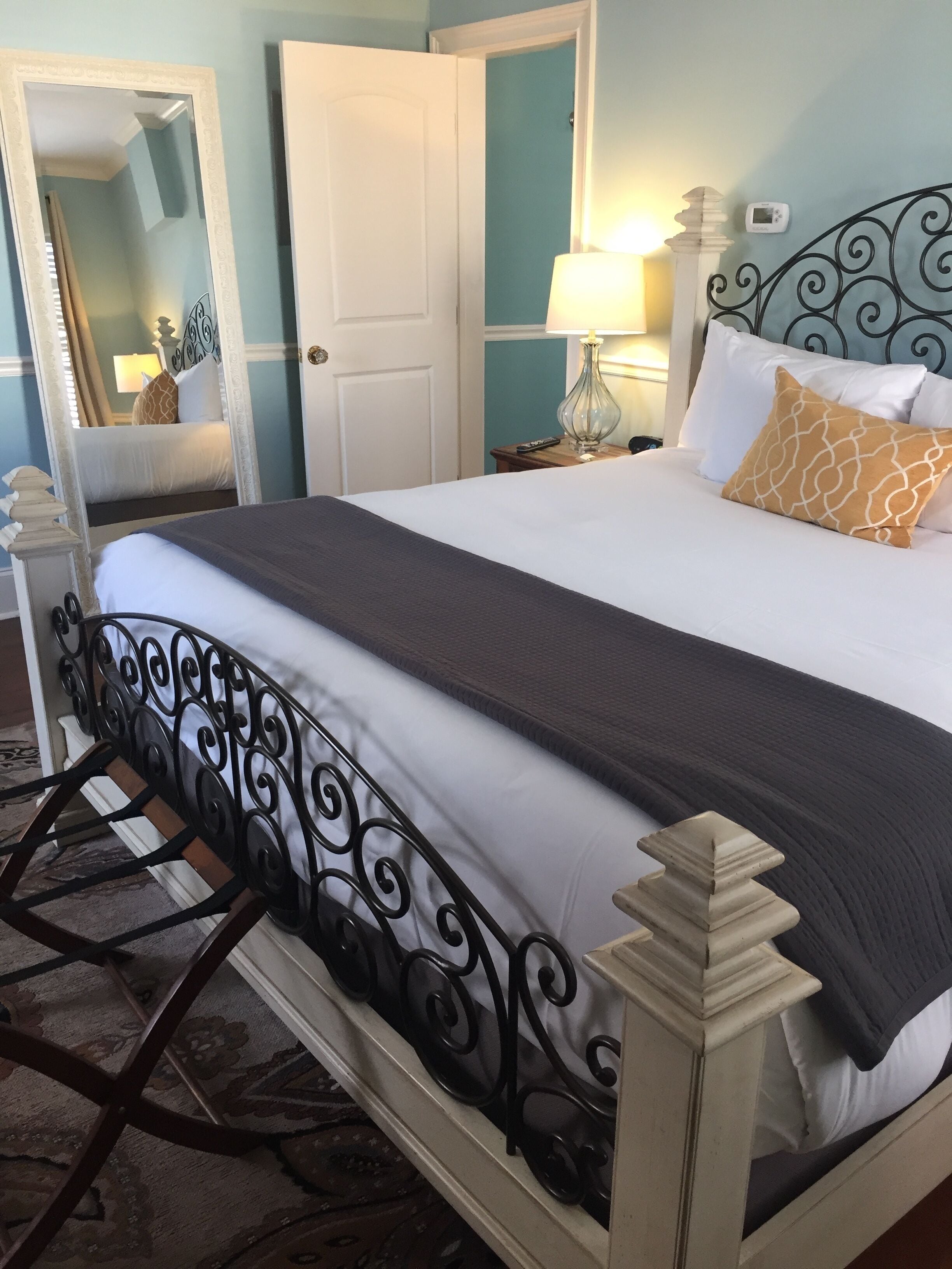 signature room, 1 king bed with sofa bed, non smoking (mcguire suite) | blackout curtains, iron/ironing board, free wifi, bed sheets