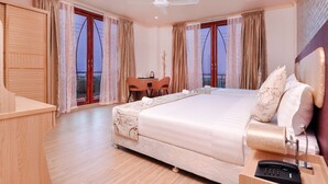 Deluxe Double Room, 1 Bedroom, City View - Sunrise Beach and Spa (Maafushi)