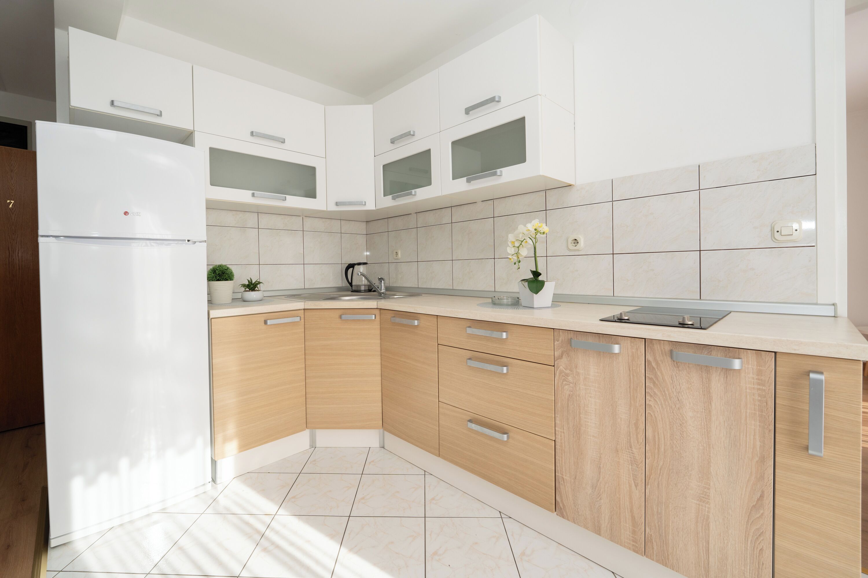 Appartamento Signature, 2 camere da letto, terrazzo, vista mare | Cucina privata | Frigorifero, piano cottura, bollitore elettrico