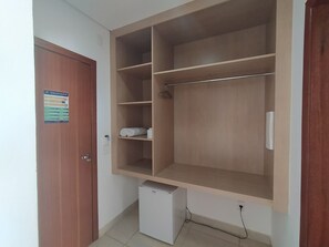 Suíte premium com Varanda | Minibar, Verdunkelungsvorhänge, kostenloses WLAN, Bettwäsche