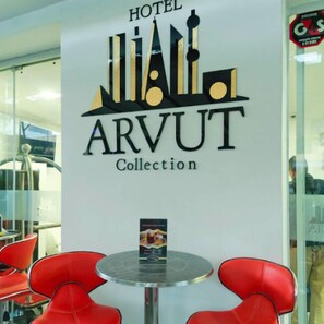 Front of property - Hotel Arvut Collection (Bogotá)
