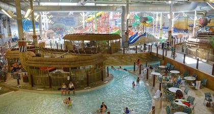 CozyCottageGetaway;PetFriendly;FencedYard;Lake;Beach;Pool;JimThorpe;WaterPKs,SKI