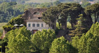 Renaissance Villa of the Aqueduct 1hr from Rome. Lazio-Umbria border