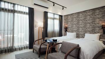 Deluxe Twin Room | Premium bedding, down comforters, free minibar, individually decorated